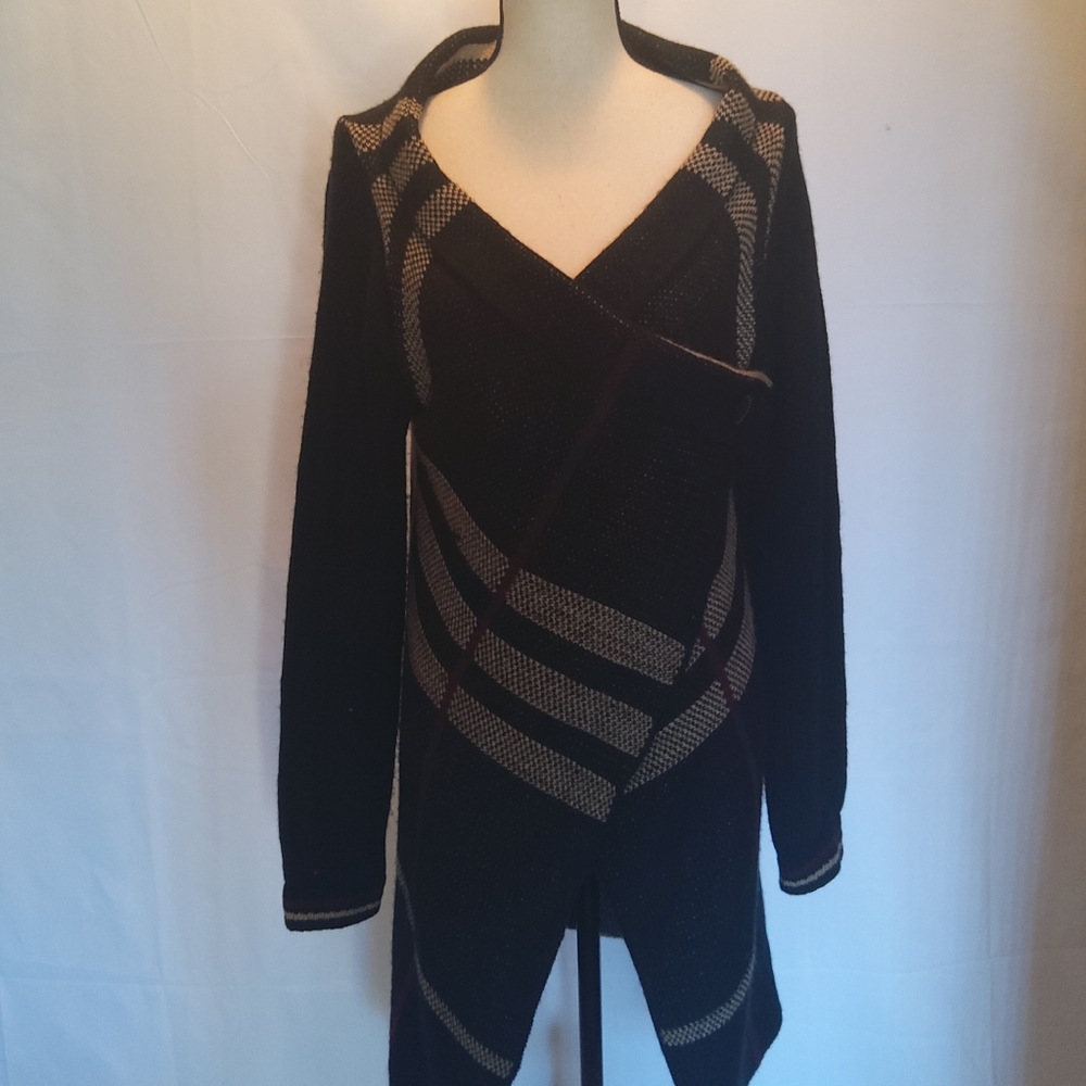 Monroe &Main plaid sweater tunic